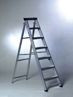 Youngman Builders Steps 8 Tread Aluminium - 308997