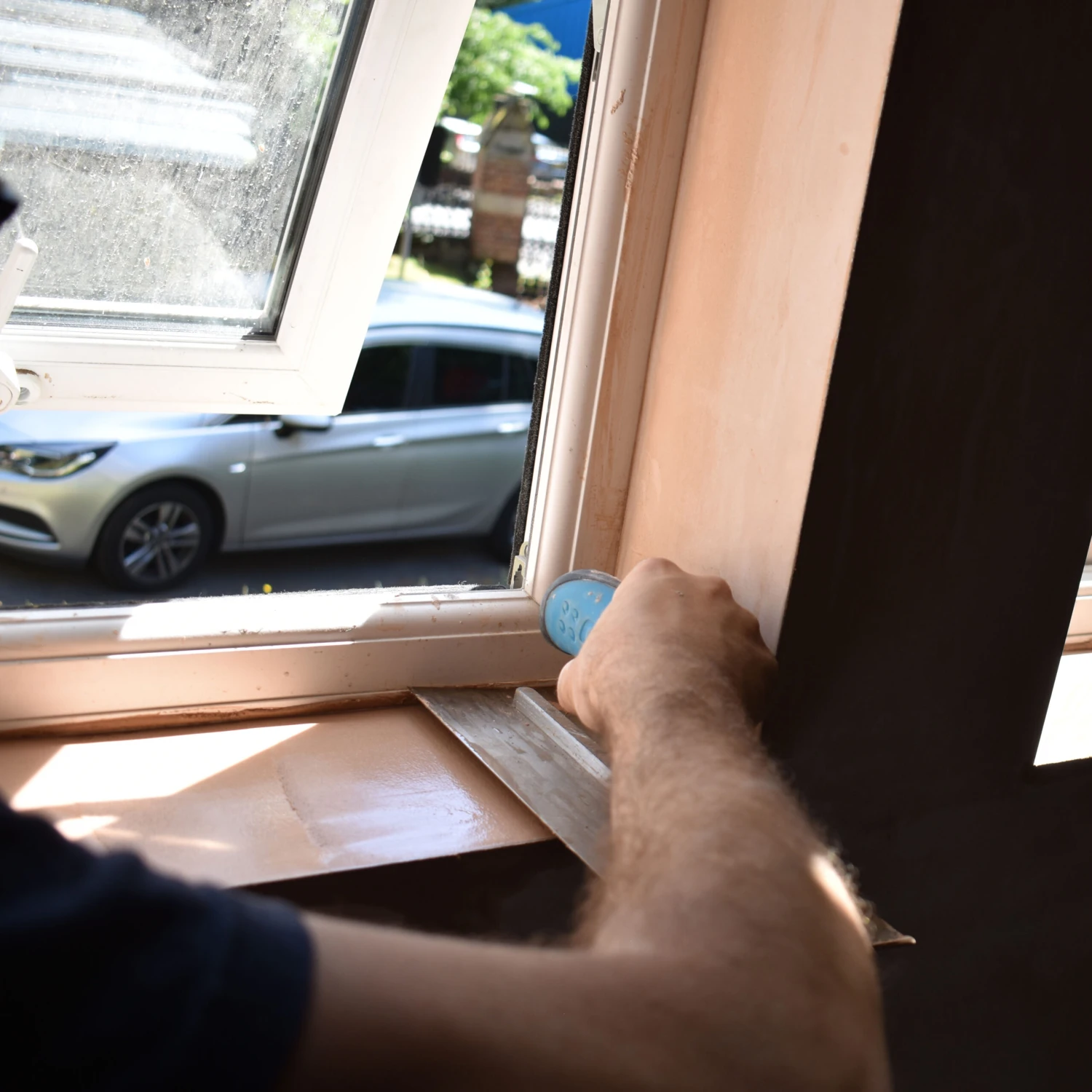 OX Pro Stainless Steel Plasterers Trowel 11" (114mm X 280mm) OX-P011011 3 OX Pro Stainless Steel Plasterers Trowel 11" (114mm X 280mm) OX-P011011 - Image 3