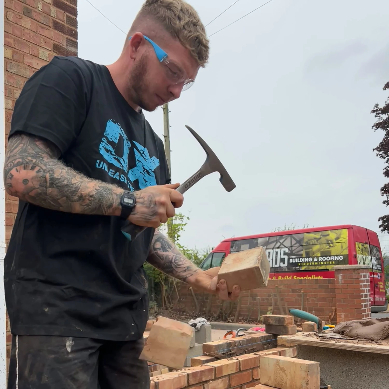 OX Pro Brick Hammer 24oz - OX-P082424 5 OX Pro Brick Hammer 24oz - OX-P082424 - Image 5